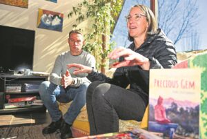 Ouers se boek vat dogter se lewe saam