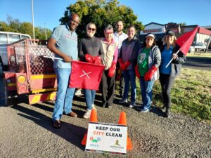 Inwoners rol saam met Mangaung-metro moue op