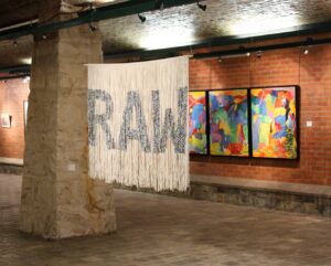 Arts and crafts workshop ideal holiday fun for kids in Bfn