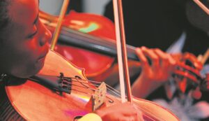 Oudisies ontgin talent