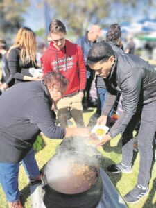 Potjiekosmakers moet gou spring om in te skryf