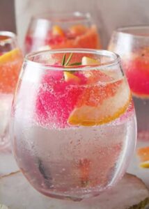 Cool down with three-ingredient jelly spritz