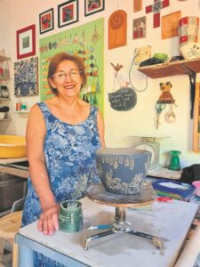 ‘Playing with clay’ in sanctuary of inspiration