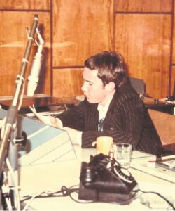 Praatjie trek nuwe baadjie aan