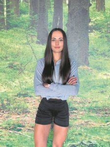 Student bult spiere op skou