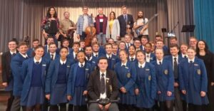 Spesiale vertoning vier 30 jaar van musiek