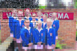 Dansers gereed om beste voetjie voor te sit