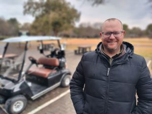 Sportdroom gee nou ander se gholfspel slaankrag in die Vrystaat