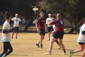 Sungazers triumph in frisbee tournament