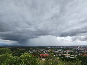 Reën vir vandag en Woensdag voorspel