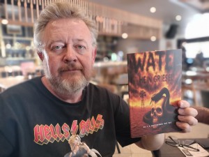 Water: kortverhalebundel gee kreatiewe blik op donkere, droë toekoms