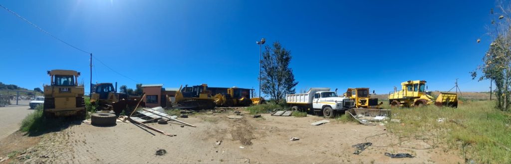 Die VF Plus het Woensdag 7 Januarie 'n klag oor Bloemfontein se stortingsterreine by die Menseregtekommissie ingehandig.