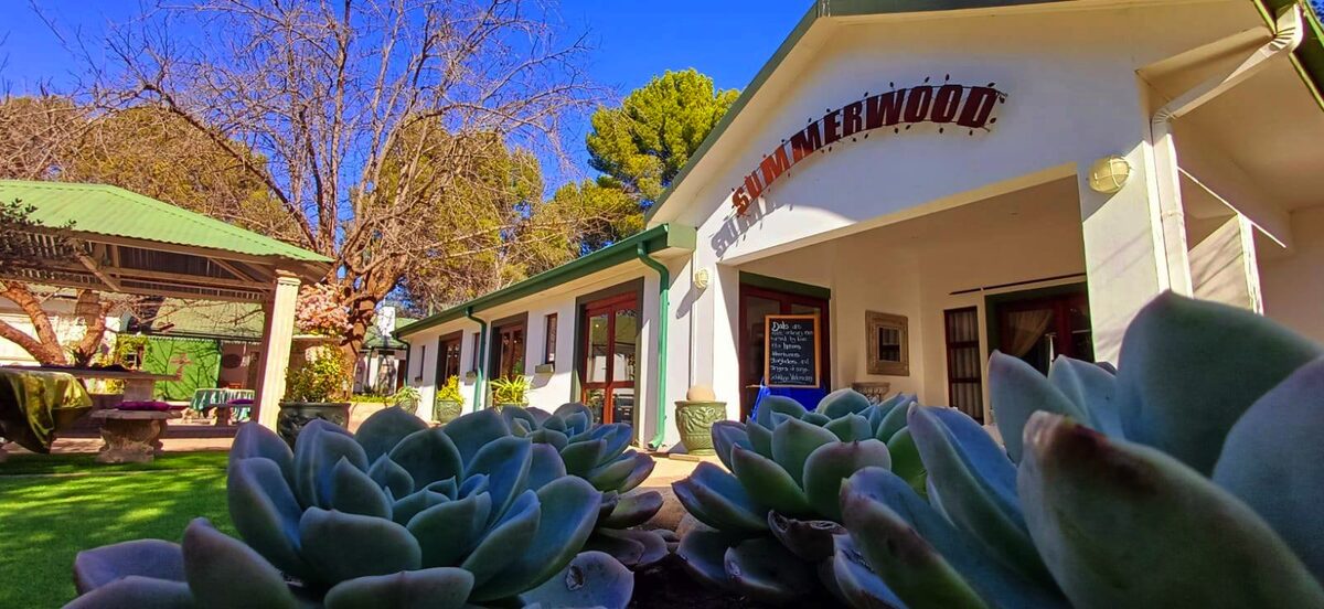 Kuier einde van die maand by die ‘Love it Again’-mark by Summerwood