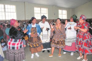 Sibhiyozela inkcubeko isizwe sakwaBhaca ephondweni