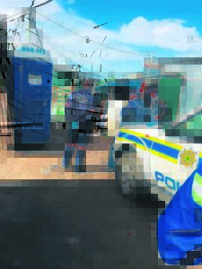 Woman nabbed for foetus dumping