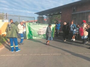 Non-teachers picket at Tembalethu Special School in Gugulethu