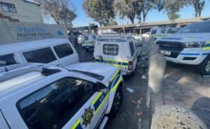 Officers narrowly survive attack outside a Cape Town mall