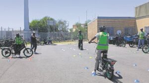 Hundreds of unemployed youth join e-bike delivery training in Ward 38