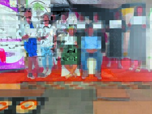 Baxhotyiswe ngezakhono zoshishino abahlali