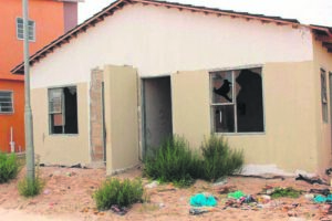 ‘Sober dialogue’ needed now to resolve housing impasse in the Western Cape