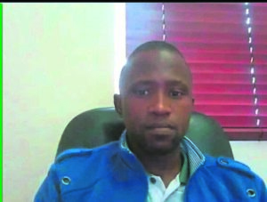 Saps officer shot and killed in front of his house in Delft