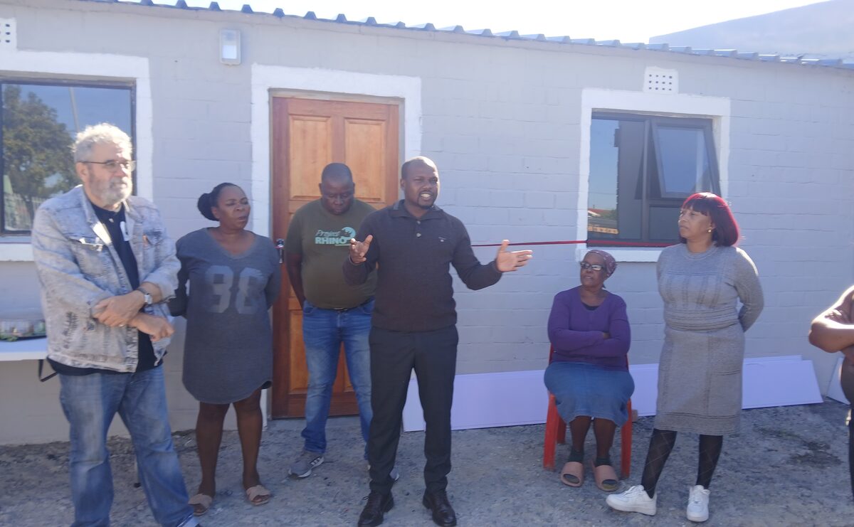 Ukubuyiselwa Kwendlu: Impilo Entsha Kwasapho LakwaMchunu