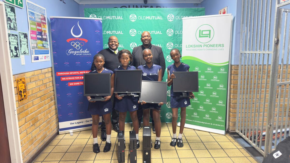 Luzuko school received netball kit and computers