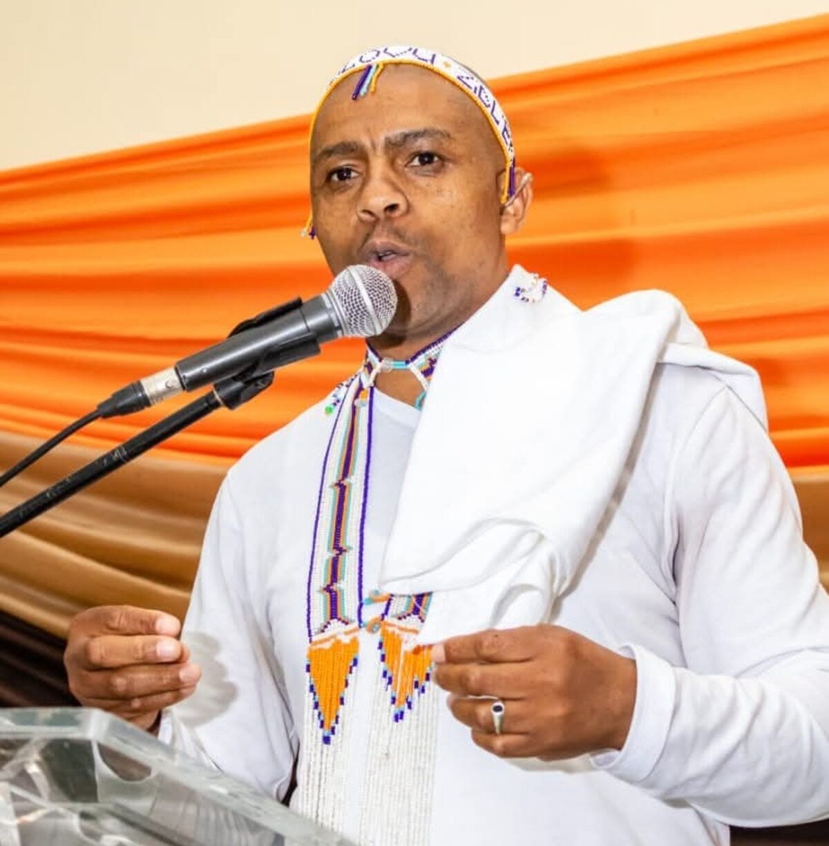 Imibutho ejongene nolwaluko eKapa iqinisekisa abazali ukuba amakhwenkwe aza kungena kwihlabathi ebusika ekhuselekile, kwaye onke amalungiselelo awenziwa ngononophelo.