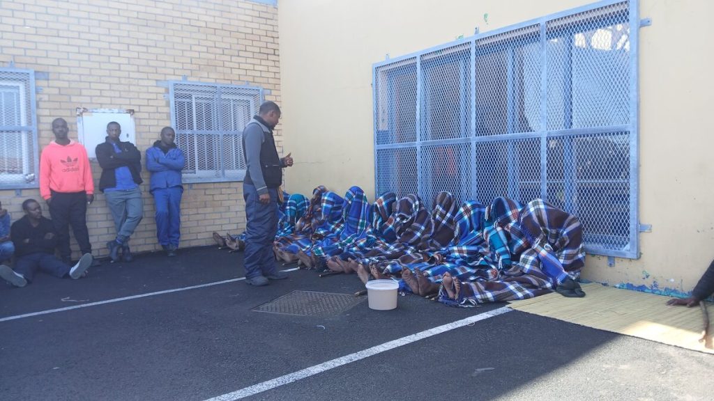 Iziyalo zamakhwenkwe