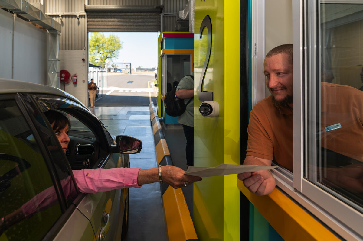 Skip the queue: Drive-through licence renewals launch in Cape Town