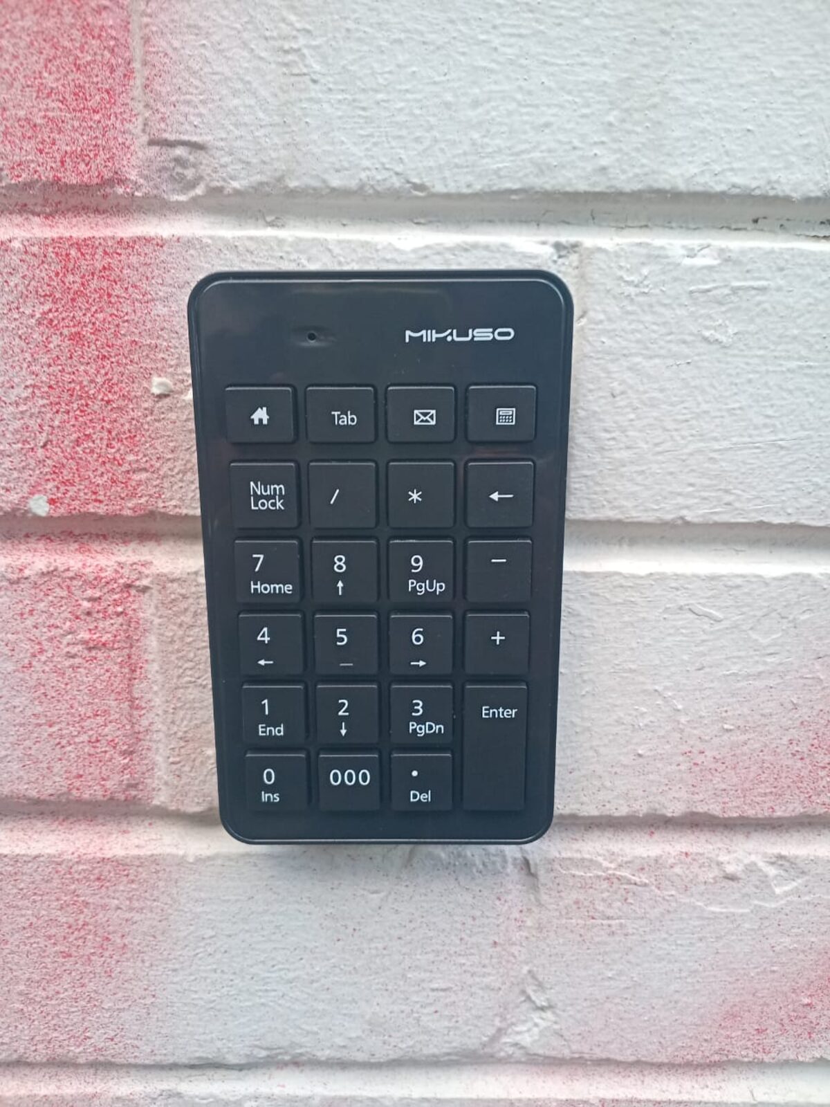 Card fraud in Cape Town: Locals urged to help protect tourists