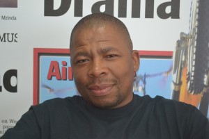 Ukuba sithi aboni, sicela uxolo koonotekisi