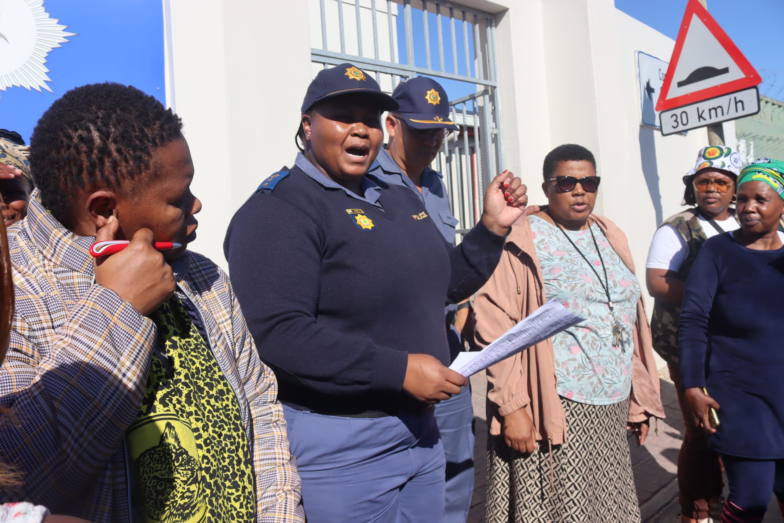Community demands answers from Lingelethu-West police