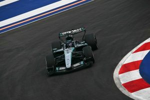 Russell tops hazy Singapore practice despite looming grid penalty