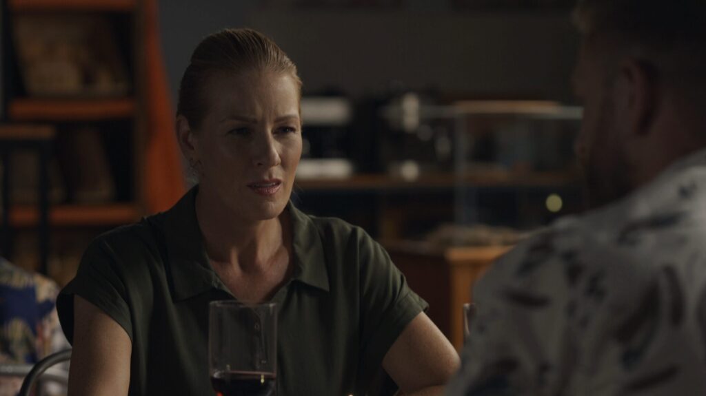 Die aktrise Marijke Coetser as René.