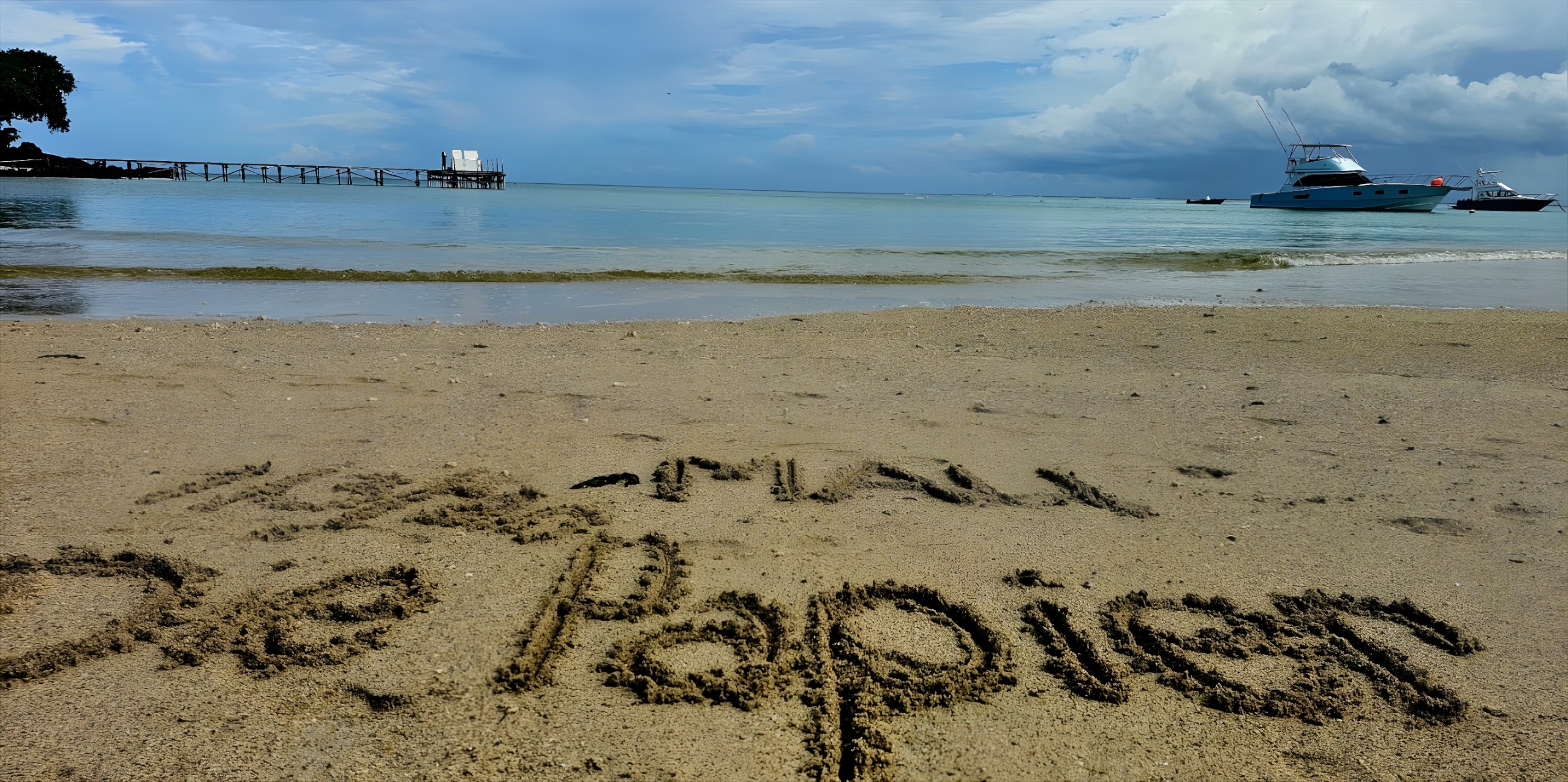 Lesersfoto uit Mauritius: Die Papier se koms word wyd gevier