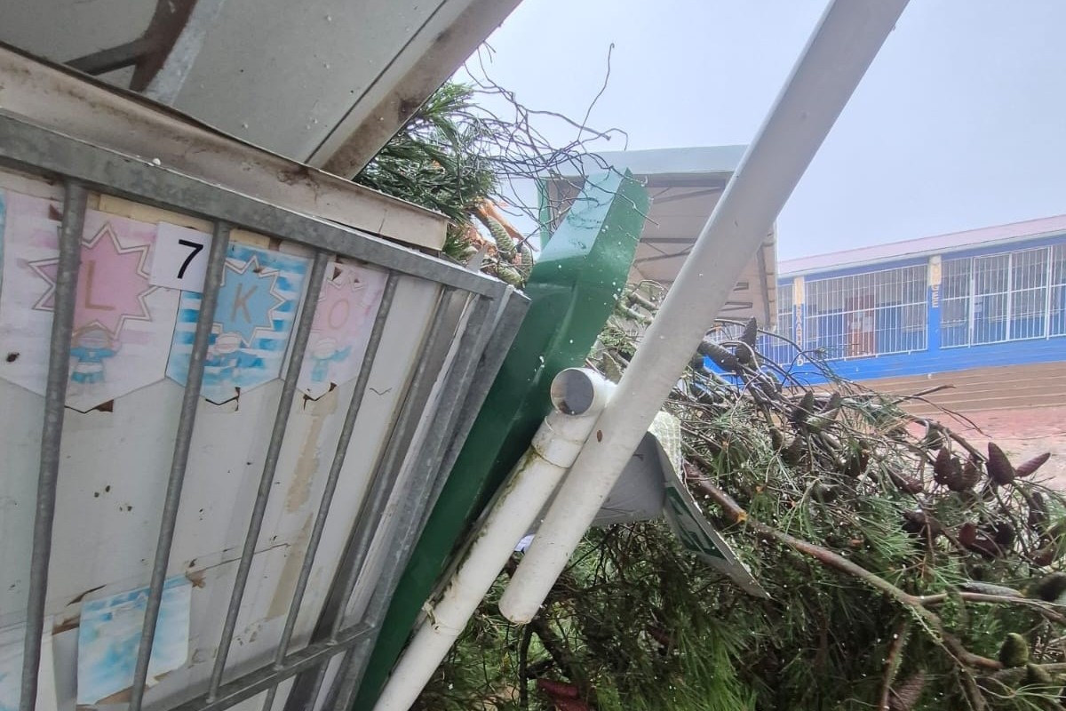 Stormweer dwing WKOD om meer as 100 skole Maandag te sluit