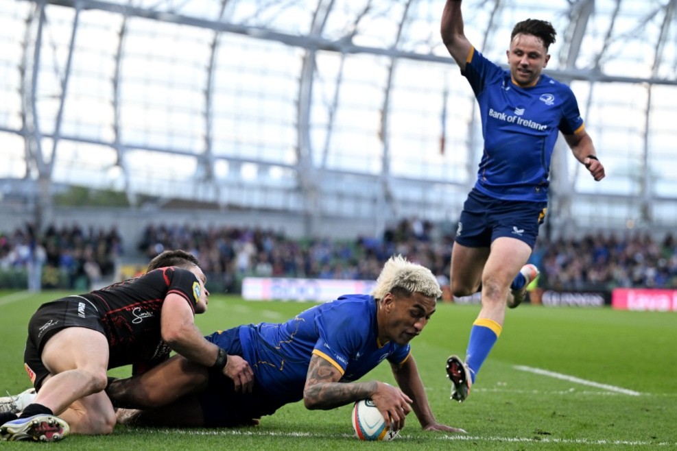 Leinster breek Leeus se wenreeks met sterk laaste aanslag in Dublin