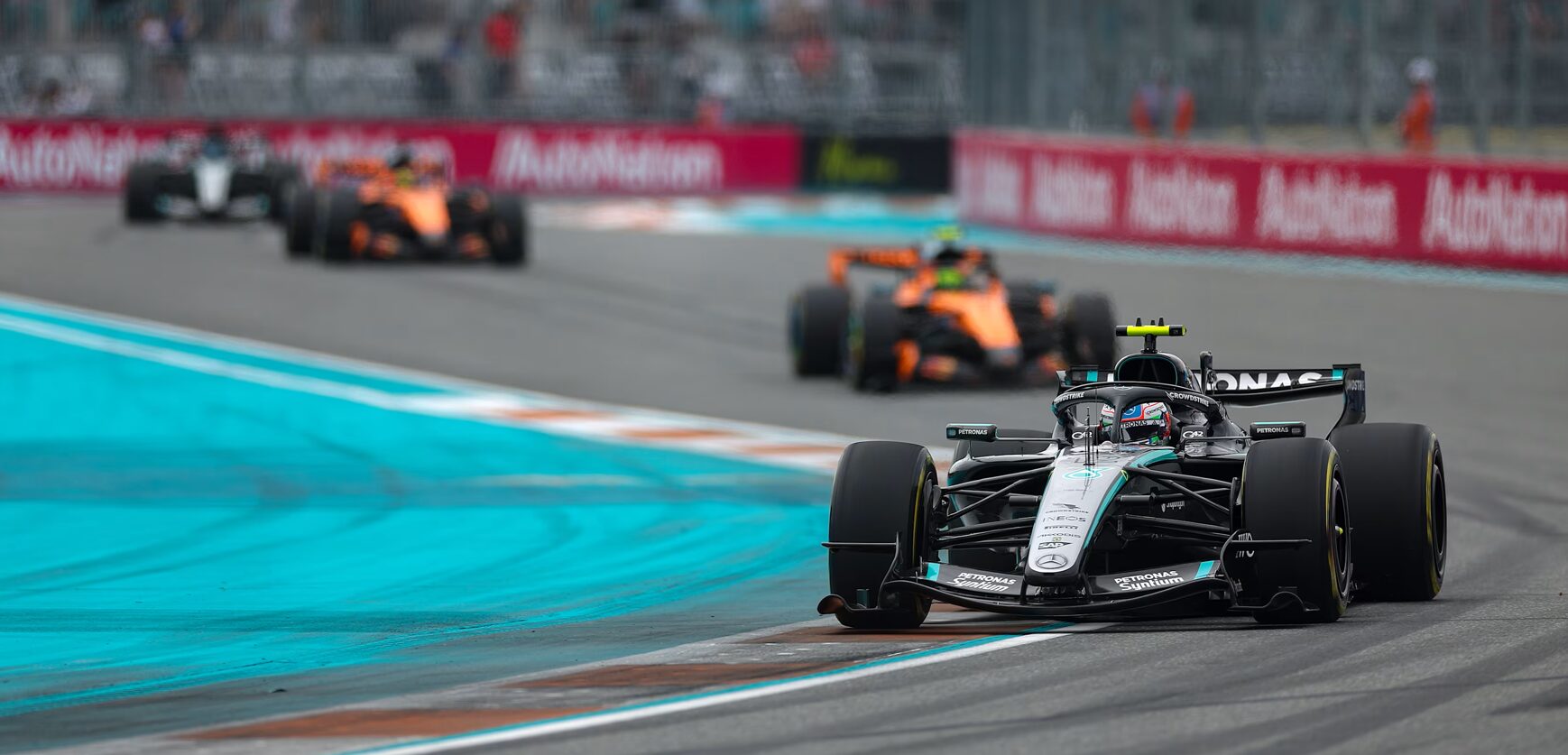 F1-supersensasie Kimi Antonelli maak wéér geskiedenis met Miami-GP-wen