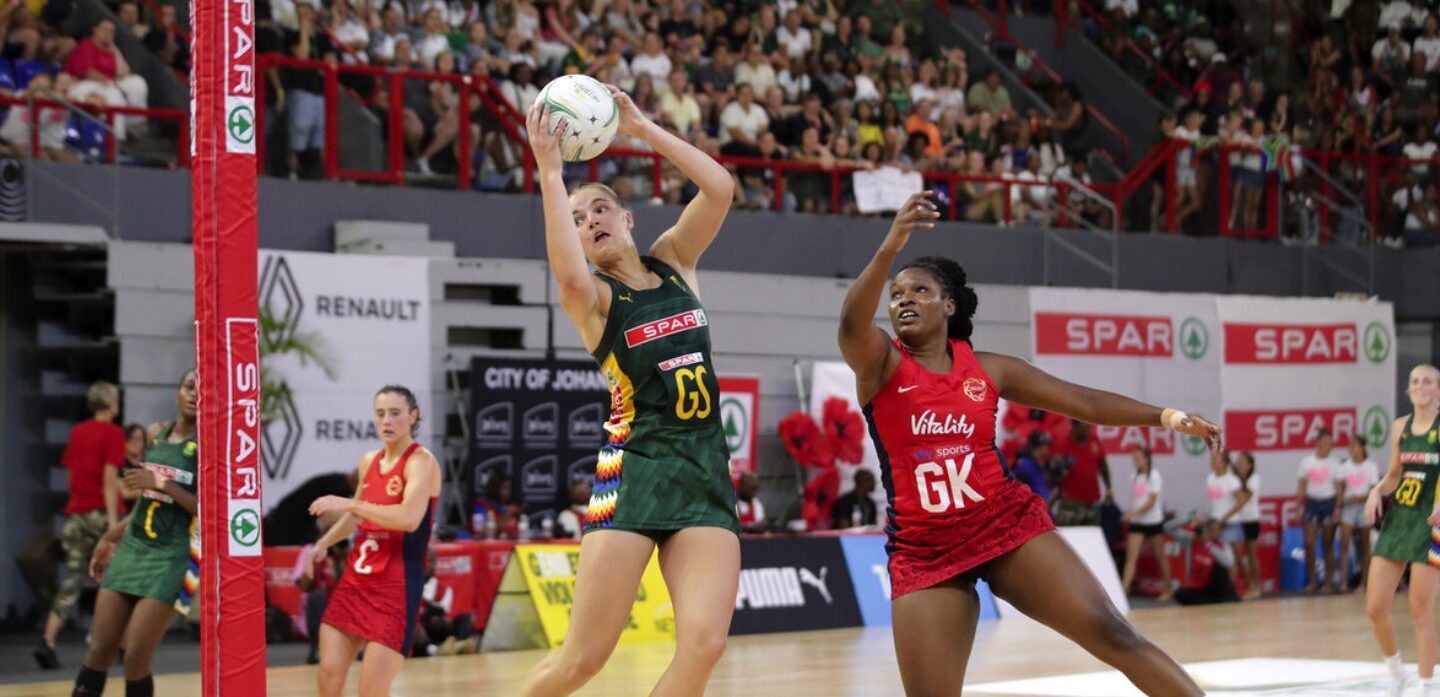 Elmeré van der Berg, ’n Protea-netbalspeler.