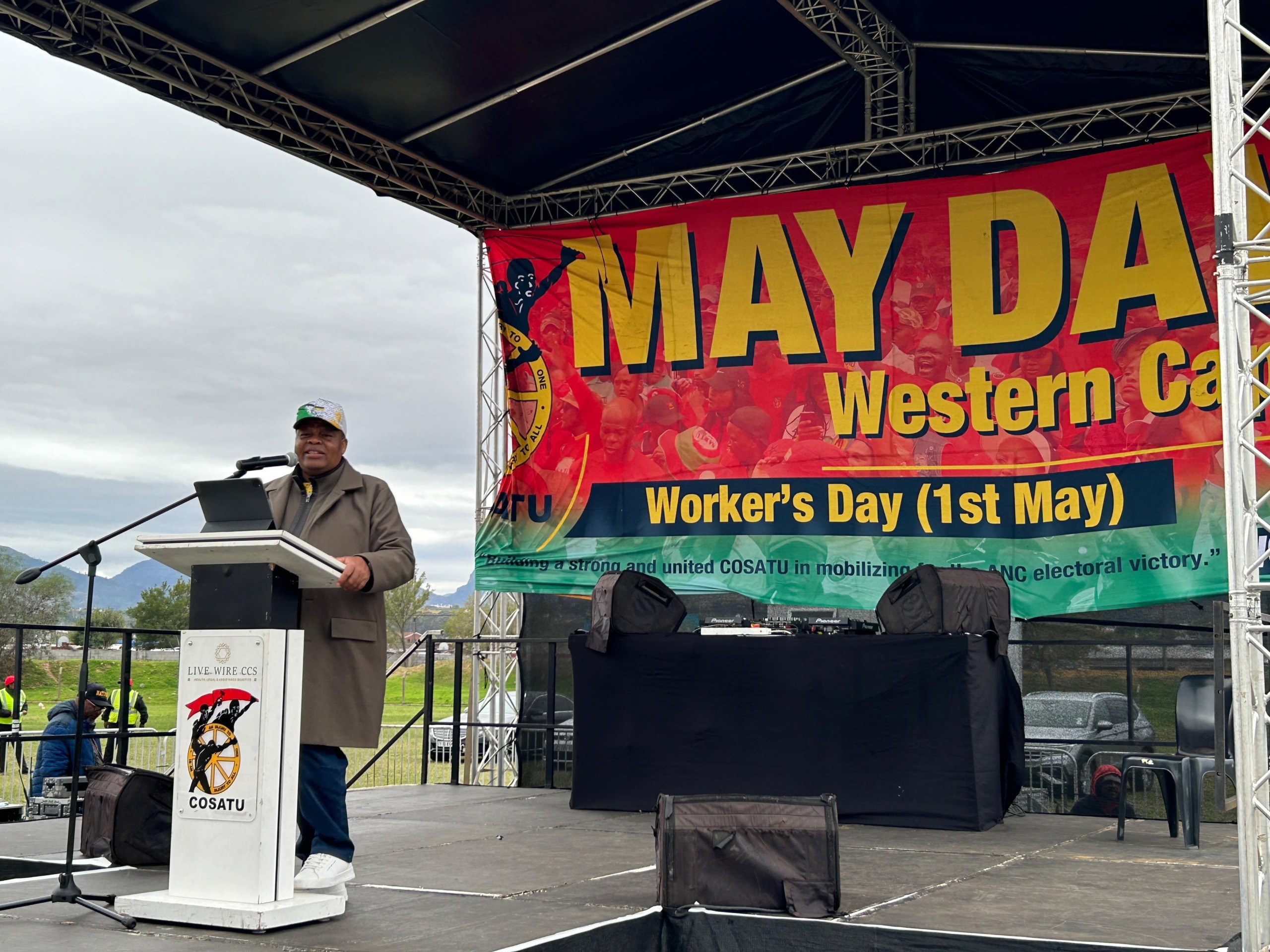 KYK | Mahlobo sê ‘narratief oor wit volksmoord moet verwerp word’