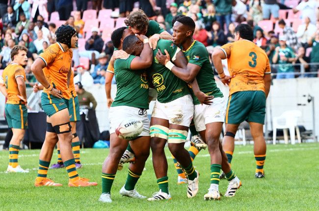 Junior Bokke oorrompel Australië vir o. 20-Rugbykampioenskap-glorie