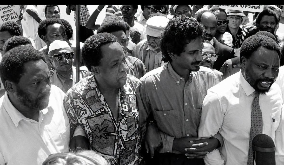 Chris Hani, Jay Naidoo en Cyril Ramaphosa in die 1990's. Foto: Facebook/Jay Naidoo