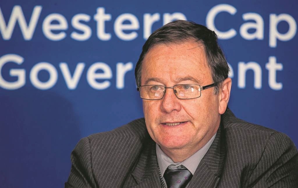 Anton Bredell, LUR vir plaaslike regering, omgewingsake en ontwikkelingsbeplanning.