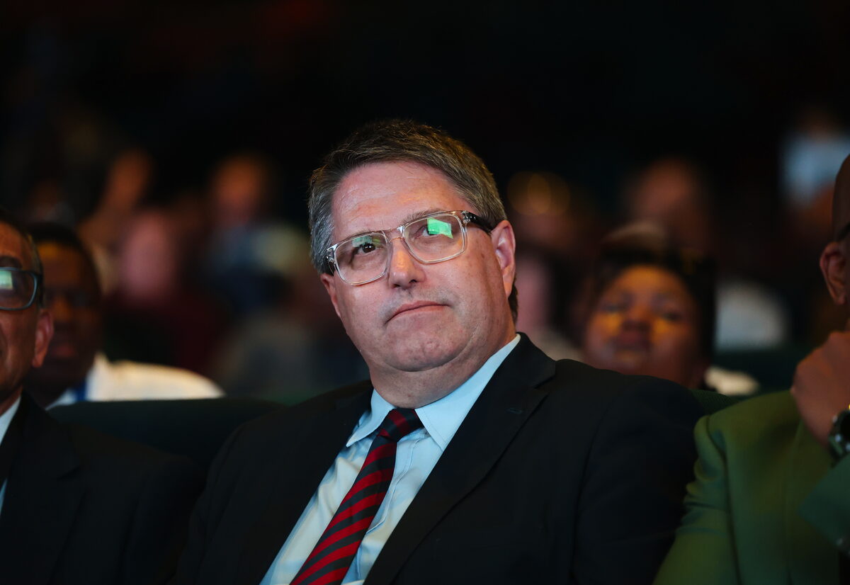 Maynier kap terug oor ‘rasseprofiele’ by skole
