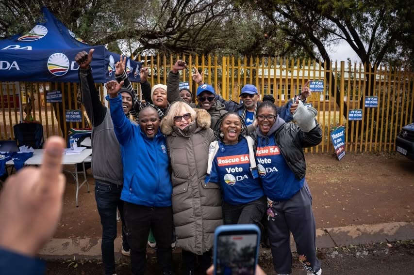 KYK: Helen Zille ontplooi haar Blou Brigade