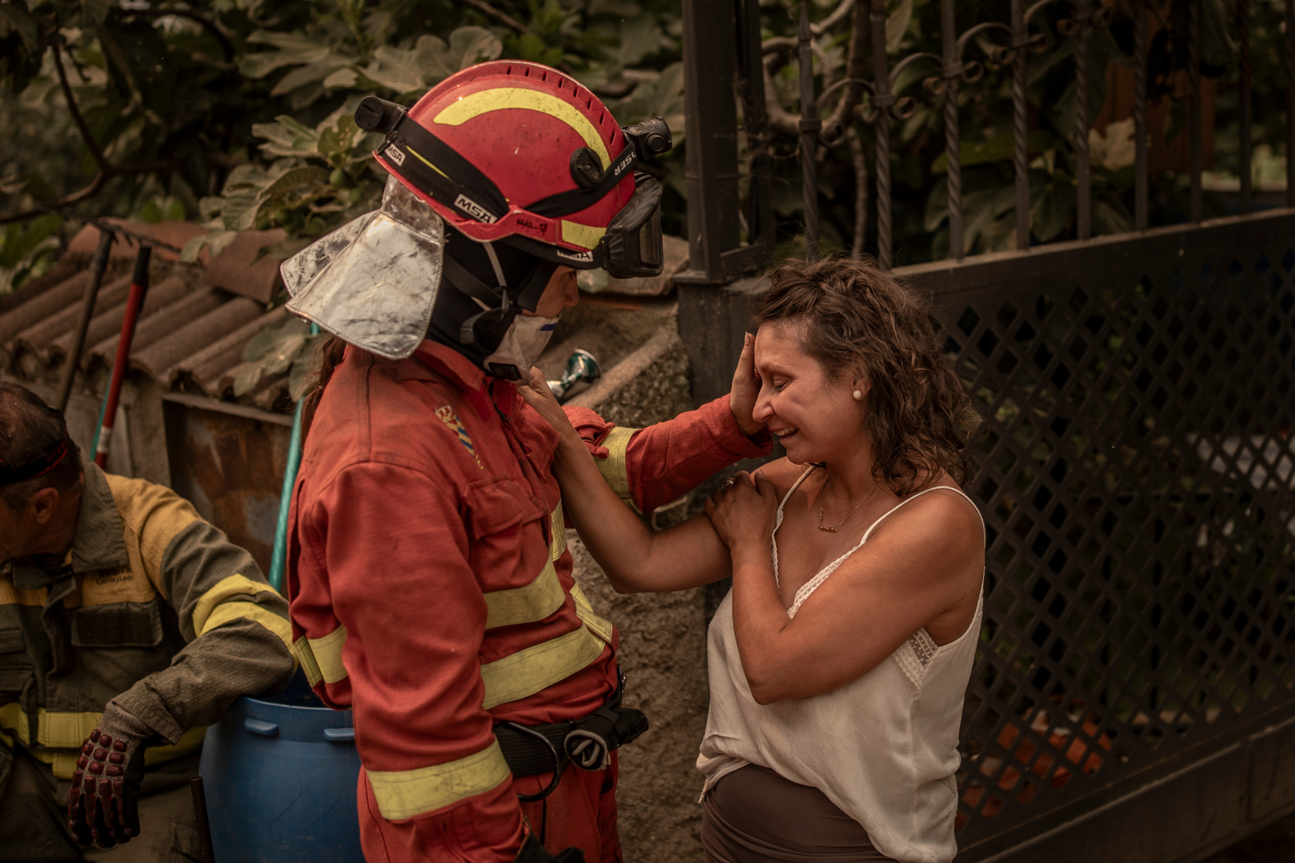 Franse brand ‘stabiel’, Spanje ervaar ‘positiewe nag’ – maar nuwe hittegolf dreig