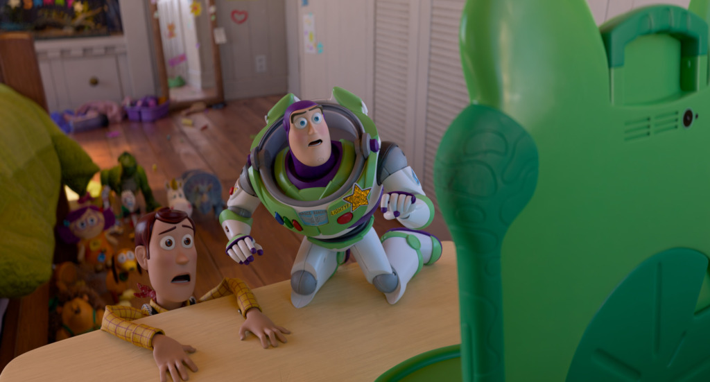 Woody en Buzz is nie tevrede met Lilypad nie.