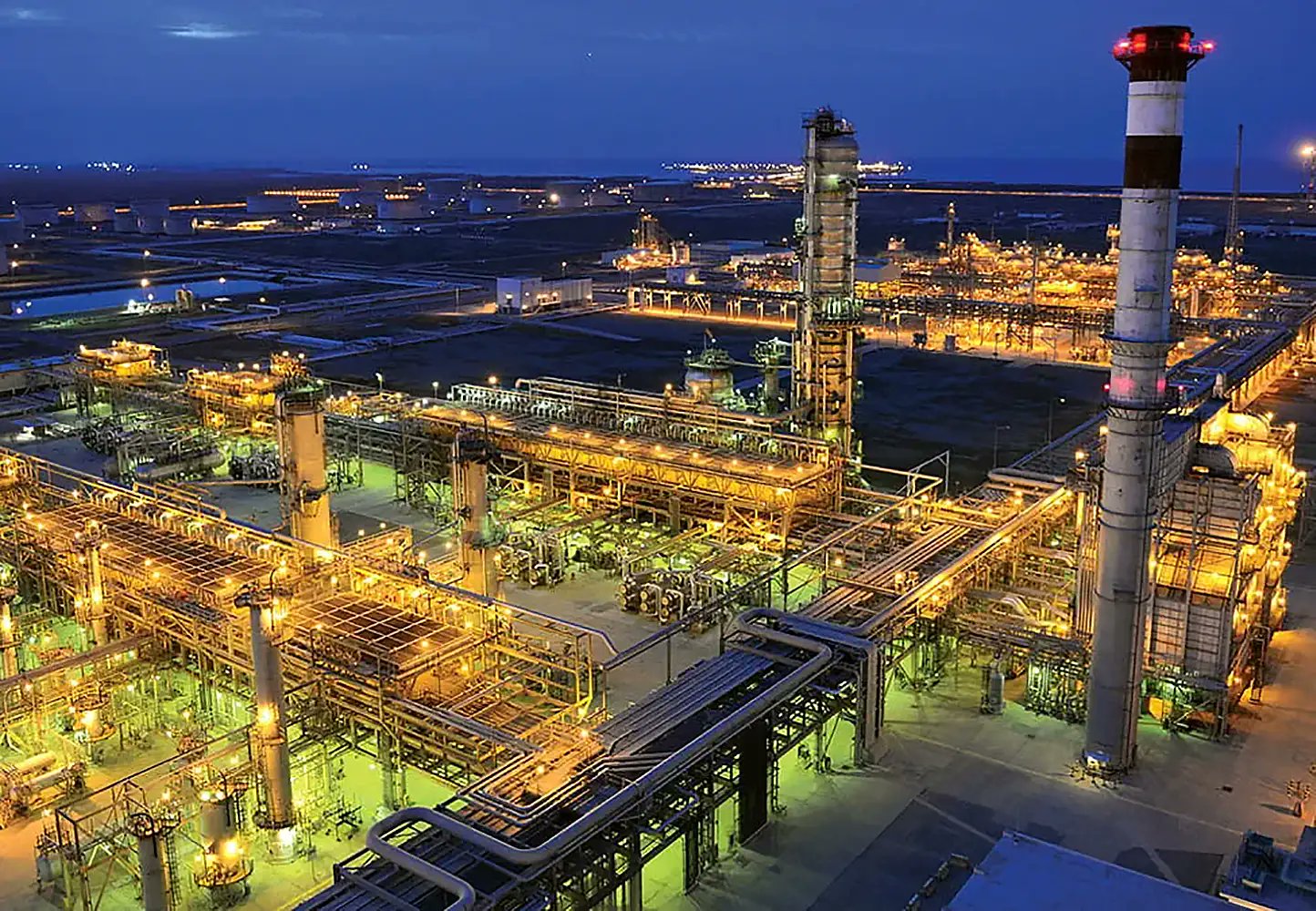 Jemen beweer hy het 'n groot Aramco-fasiliteit in Jazan vernietig. Die fasiliteit is binne die olieraffinadery-kompleks, wat as die grootste ter wêreld beskou word. Foto: X