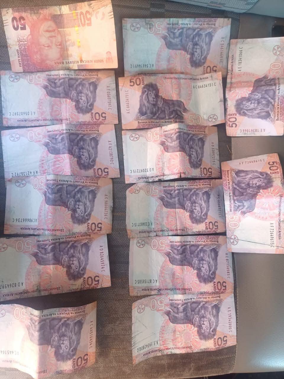 Verdagte met gevlekte banknote in OTM-bomaanvalondersoek vasgetrek